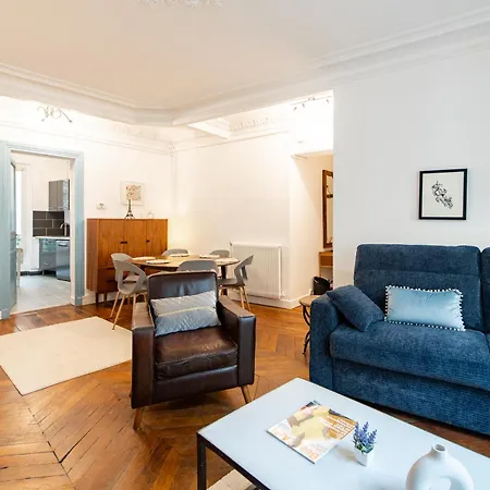 Stylish 2-bedroom Near The Famous Moulin Rouge * Paris