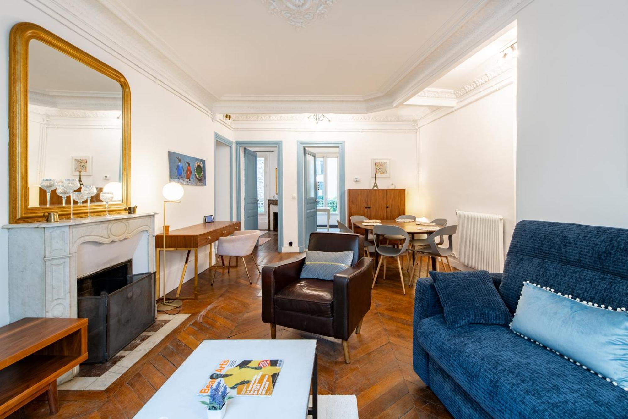 Stylish 2-bedroom Near The Famous Moulin Rouge Parigi