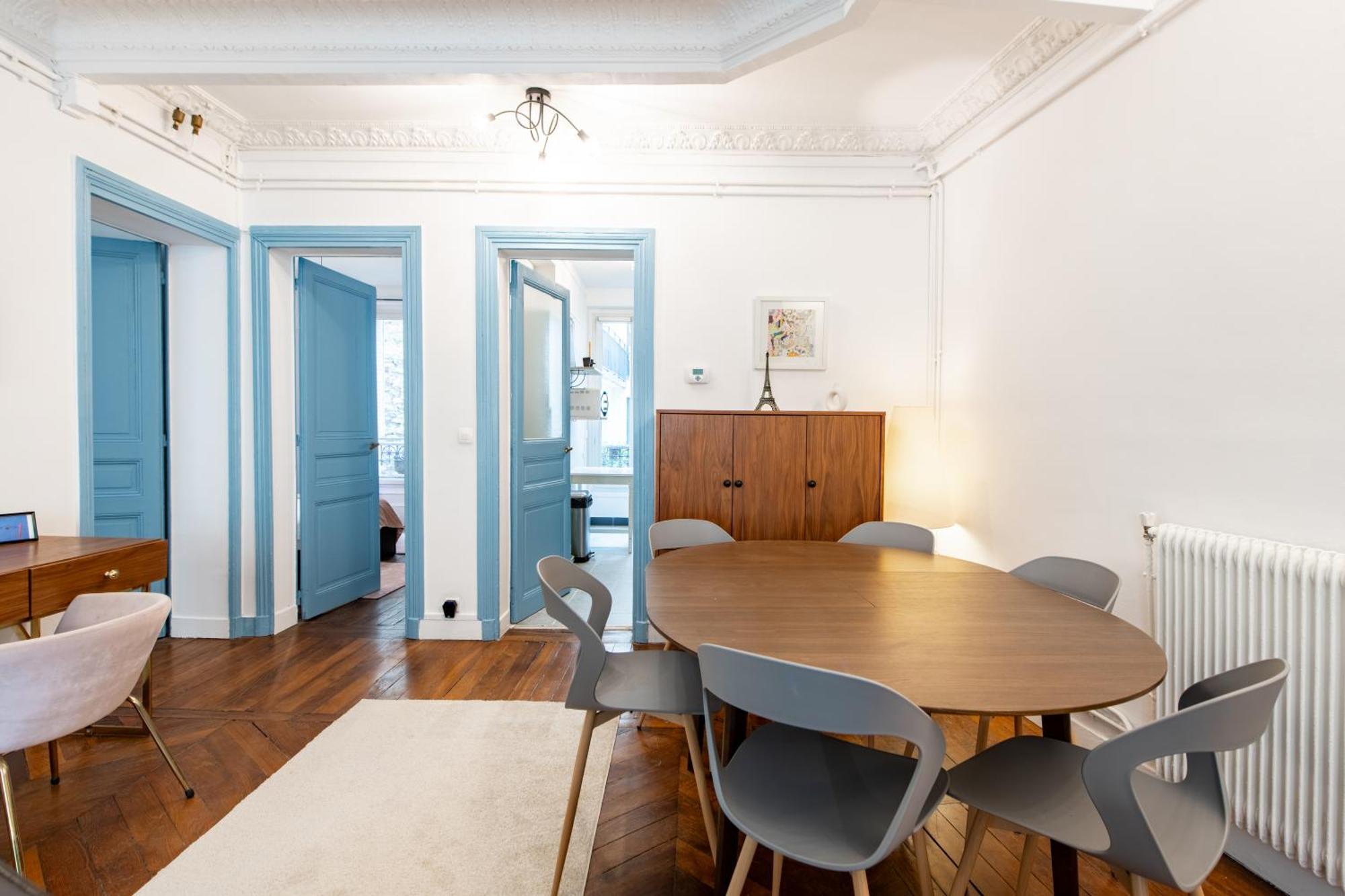 Stylish 2-bedroom Near The Famous Moulin Rouge Appartamento