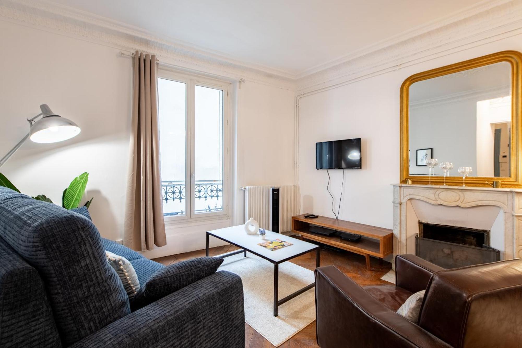 Stylish 2-bedroom Near The Famous Moulin Rouge Appartamento