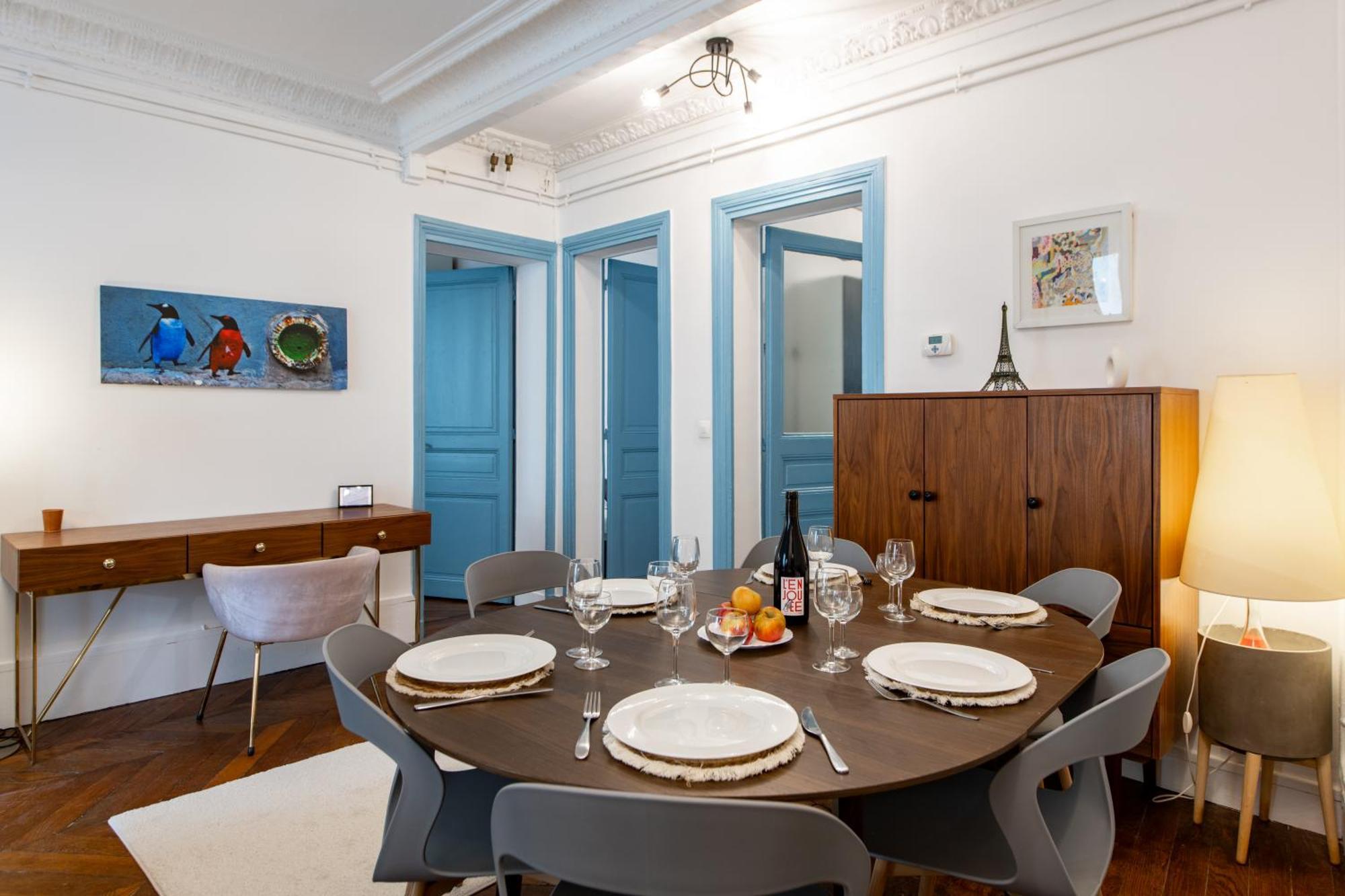 Stylish 2-bedroom Near The Famous Moulin Rouge Appartamento