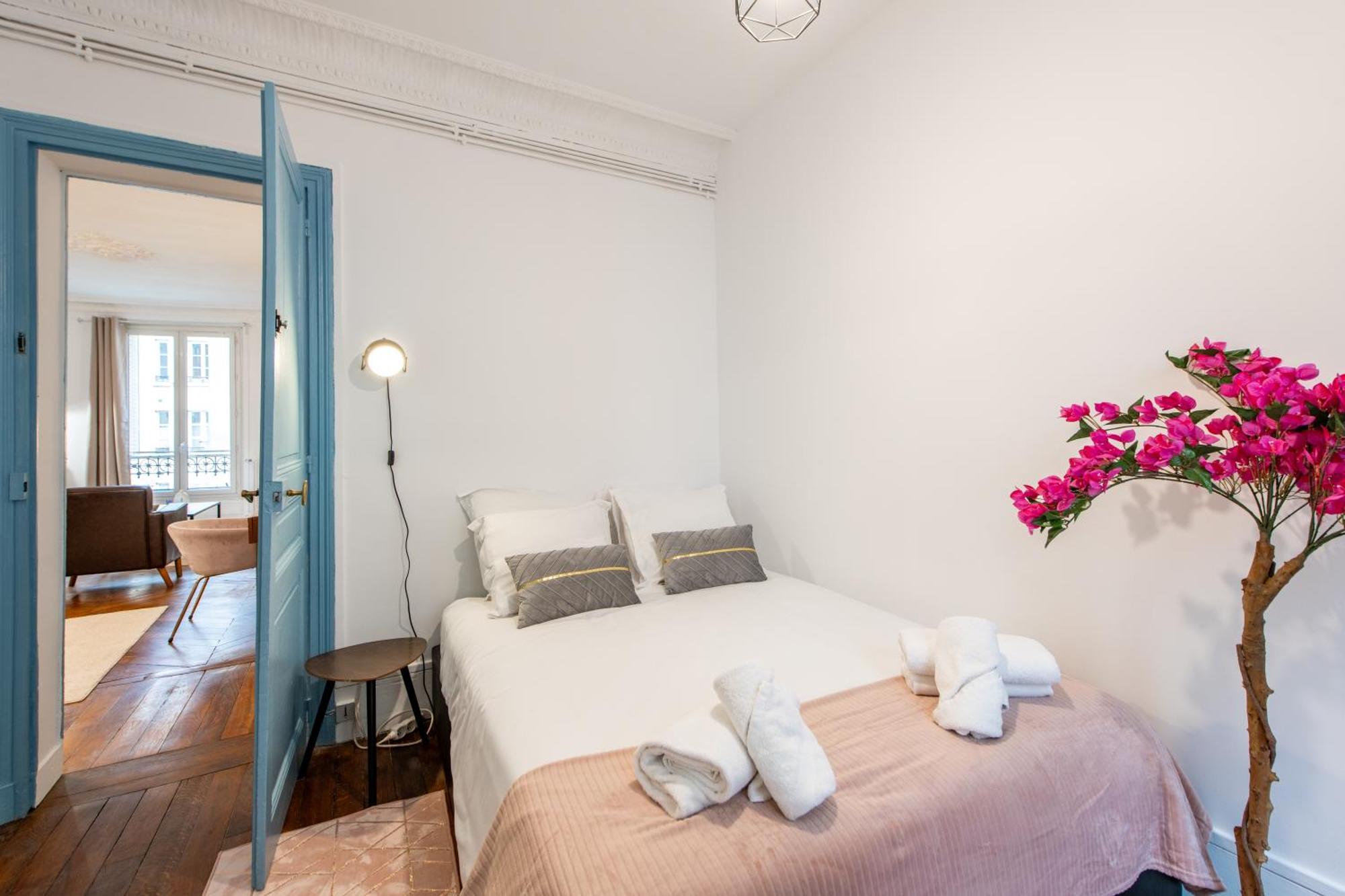 Appartamento Stylish 2-bedroom Near The Famous Moulin Rouge *